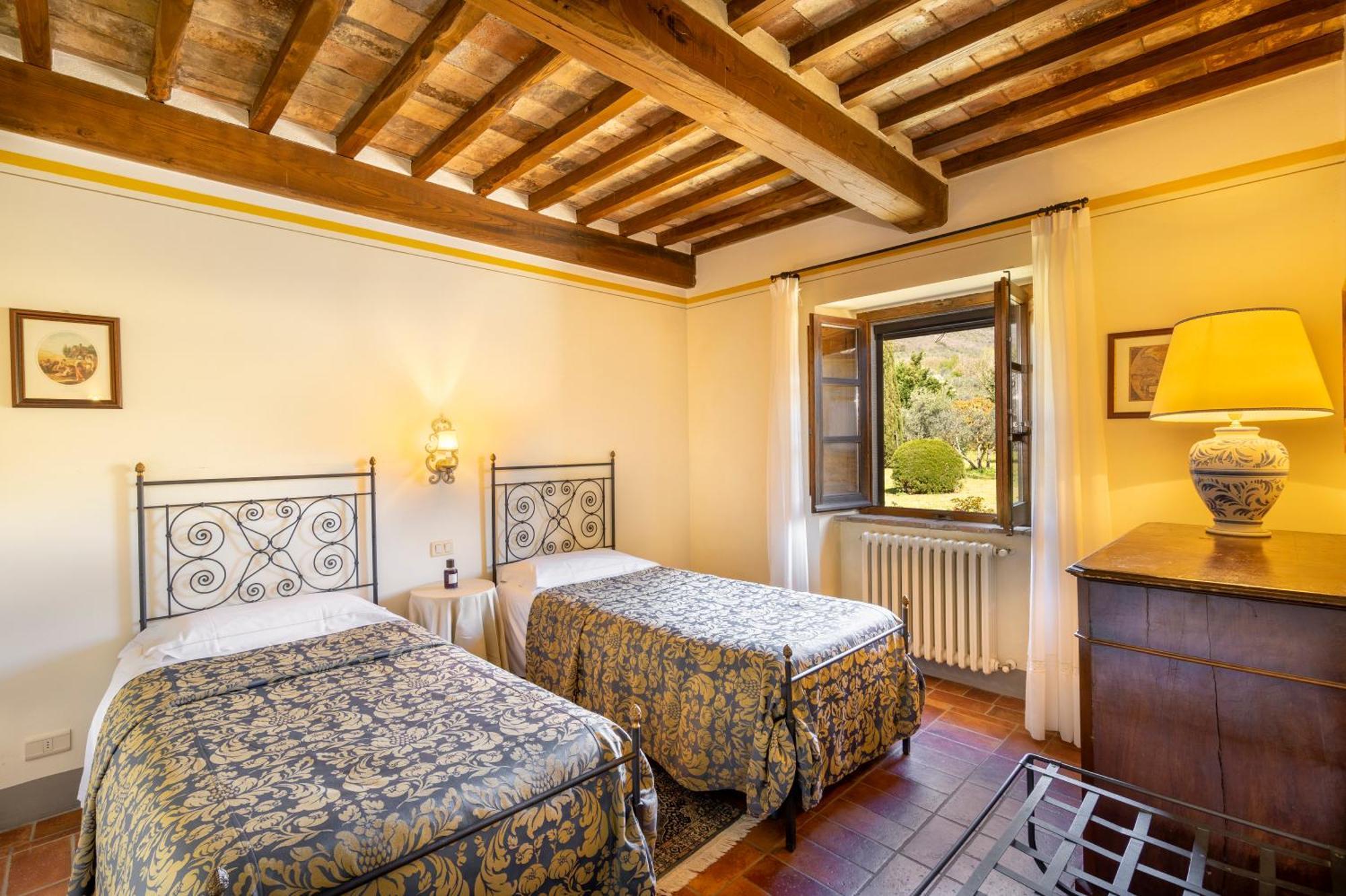 Villa Borgo San Pietro Cortona Room photo